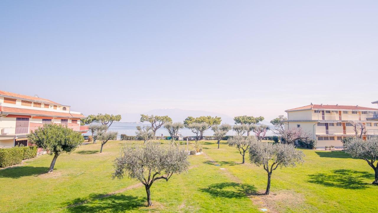Il Cielo In Una Stanza - Italian Homing Manerba del Garda Exterior photo